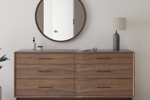LINQ Dresser and Mirror